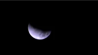 Eclipse lunar com Lua de Sangue é visto pelo Brasil: veja as melhores imagens do fenômeno raro que é destaque no céu noturno
