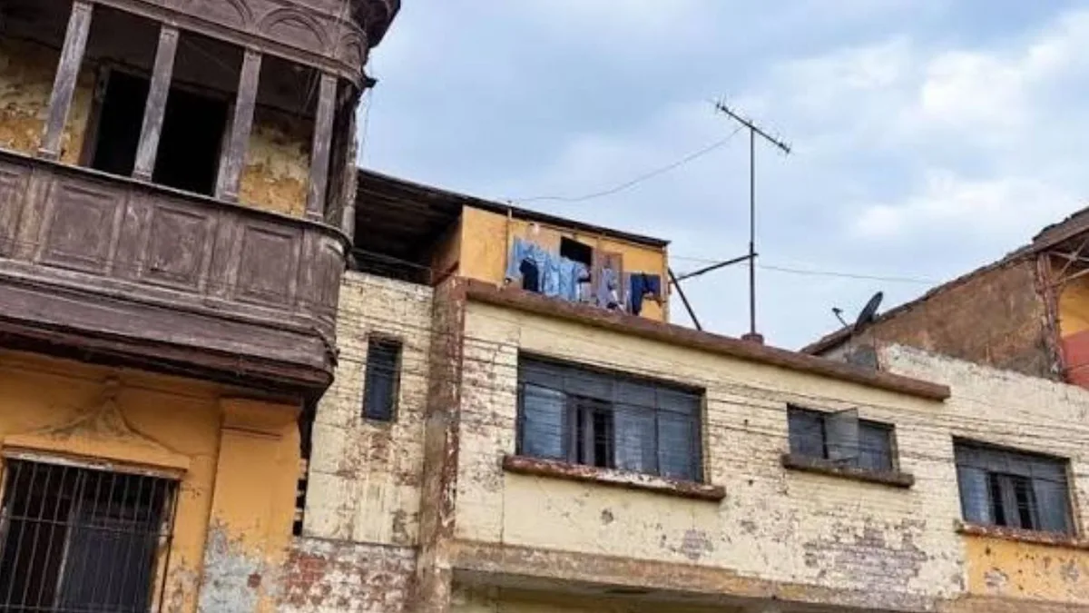 4.700 casonas del Rímac en riesgo de colapso ante un sismo en Lima: familias viven entre adobe carcomido y balcones a punto de caer