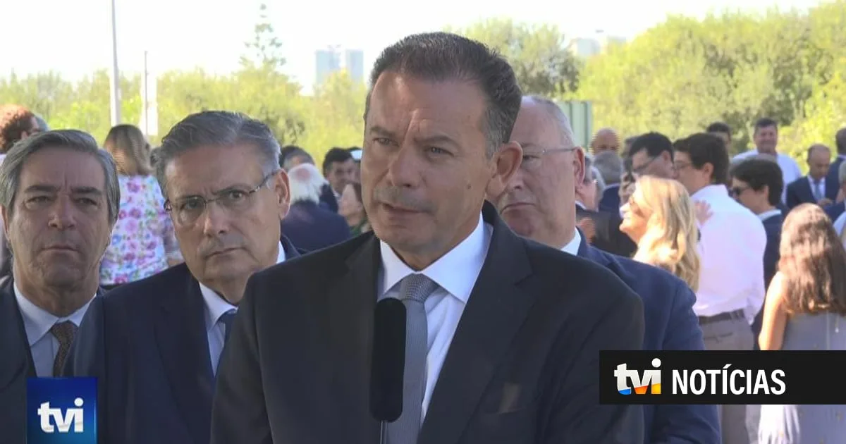 Montenegro recusa "vender ilusões" aos portugueses e diz que o Governo não pode "eliminar um aumento de preços que não domina"