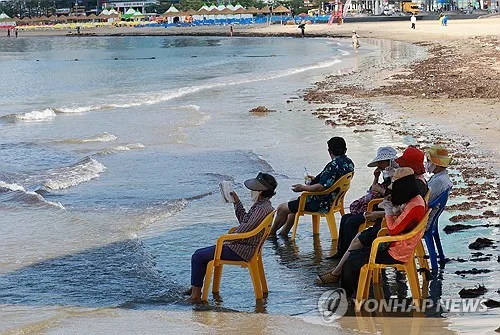 [내일날씨] 전국 가끔 구름많음…소나기·무더위 '오락가락' 주의