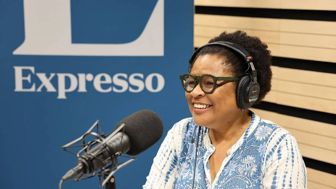 Iolanda Évora: “Estamos cheios de verdades. Não há mais esse ‘não sei, vou procurar’. Dá a impressão que tens que saber tudo, ter opinião sobre tudo”