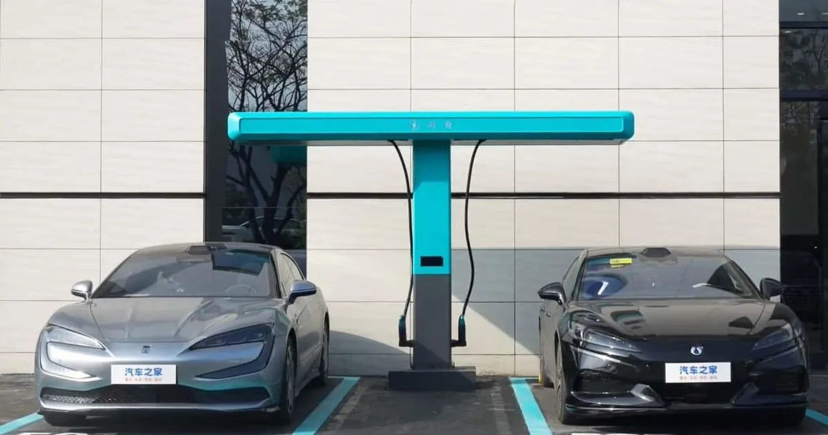 Une charge à 80 % en 5 minutes chrono : BYD s’apprête à ouvrir sa première station de charge ultrarapide en France