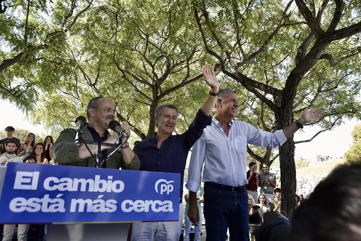 Feijóo pide revisar cómo se concede, se mantiene y "se puede perder" la nacionalidad