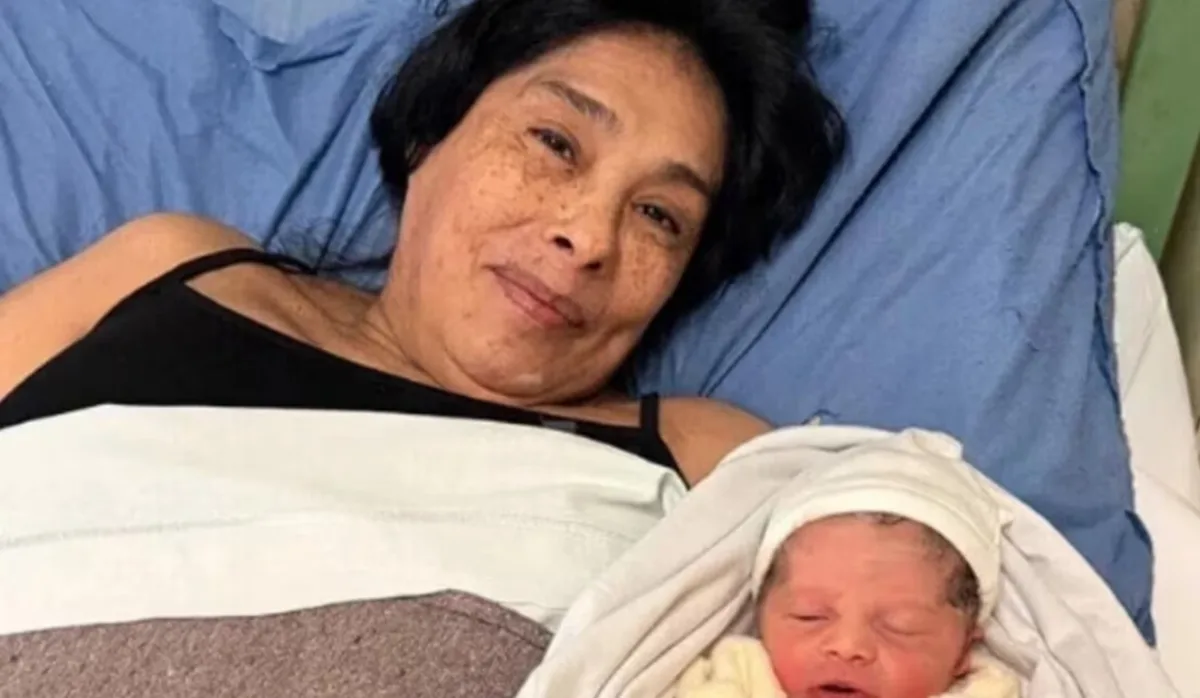 Mulher de 62 anos dá à luz pela primeira vez na vida, após a menopausa, na Argentina