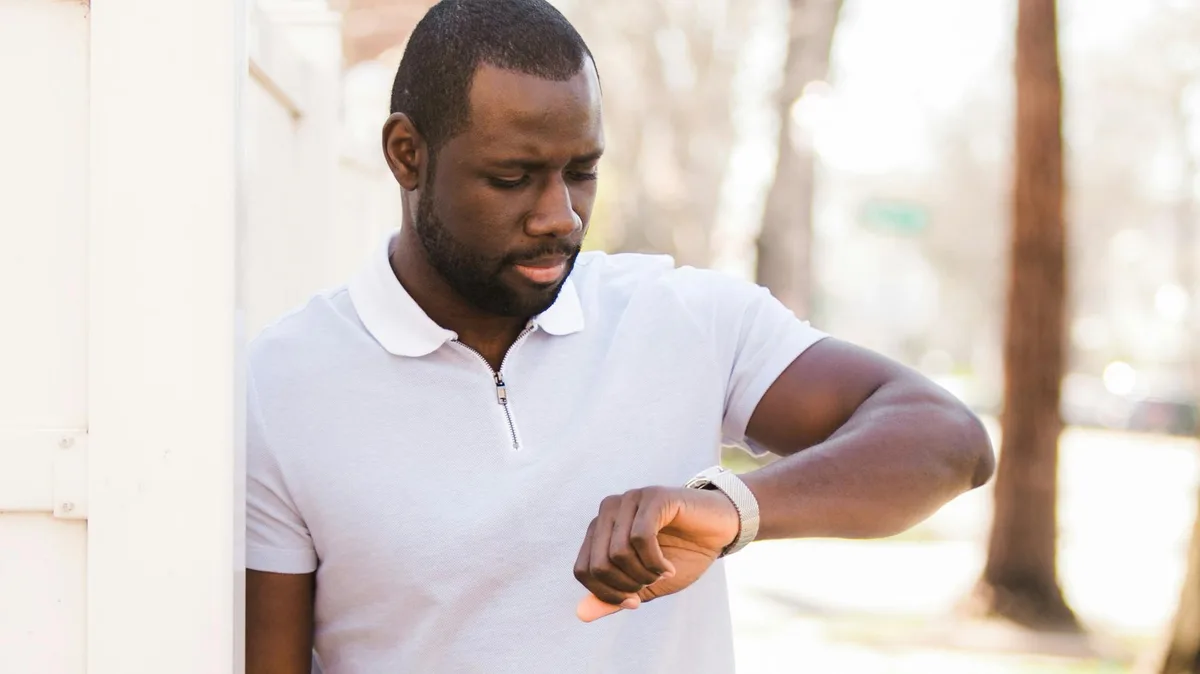 Le temps passe trop vite ? Ce neurochirurgien sait comment le « ralentir »