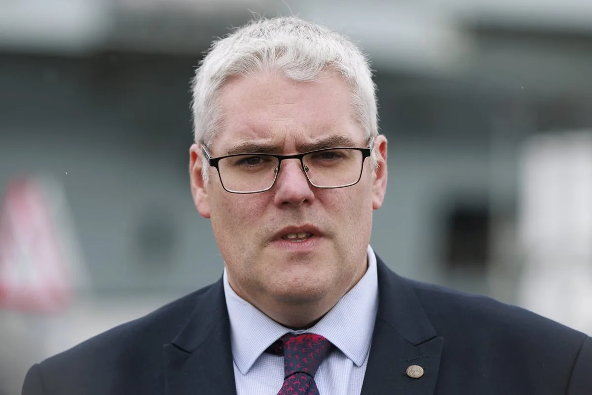 Bryant accused of ‘disgraceful appeasement’ by stopping parade