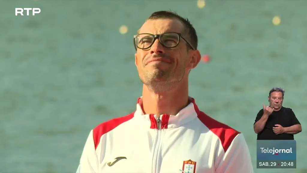 Mundiais de canoagem. Fernando Pimenta é campeão do mundo em K1 1000M
