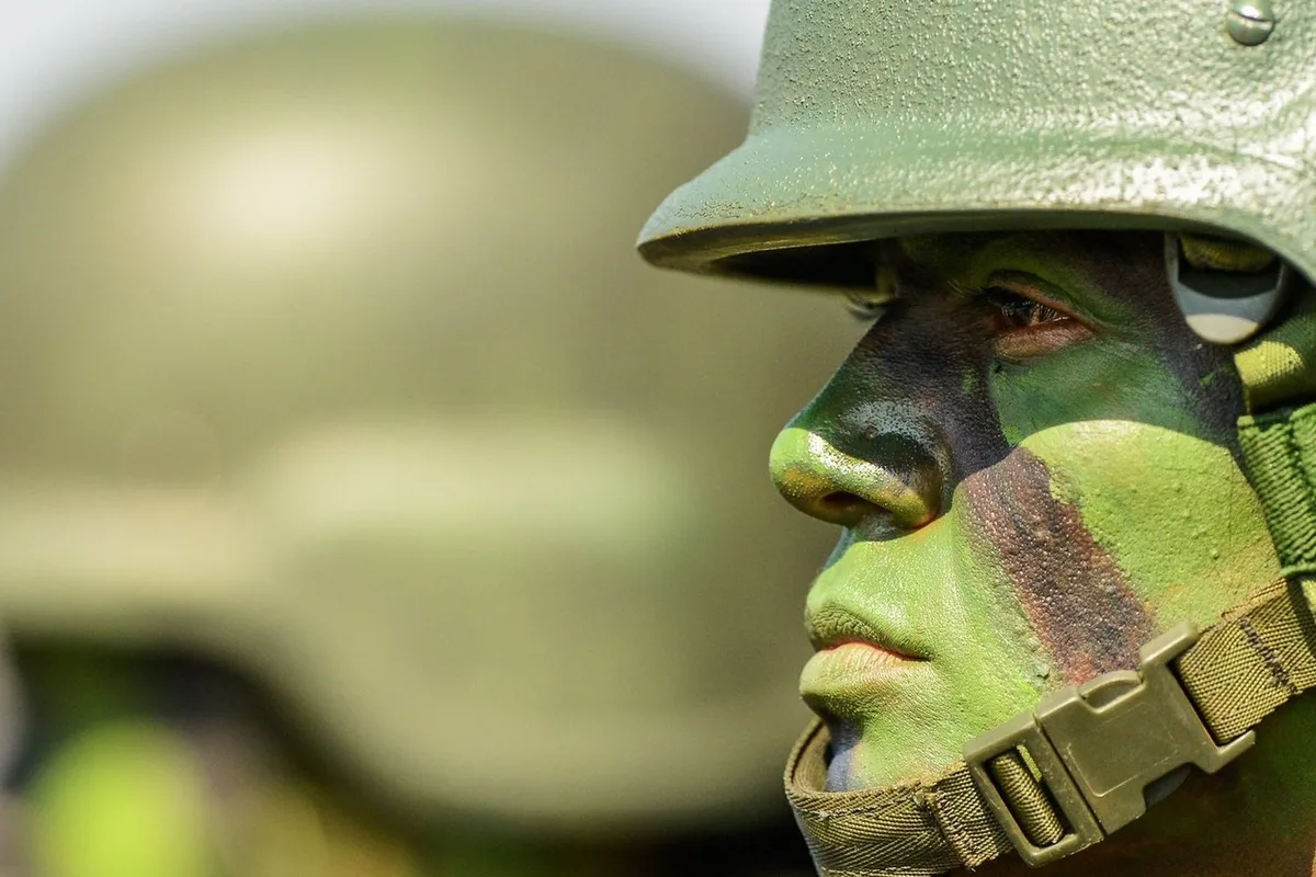 Exército Brasileiro recebe doação de 55 armas após acordo com a Taurus