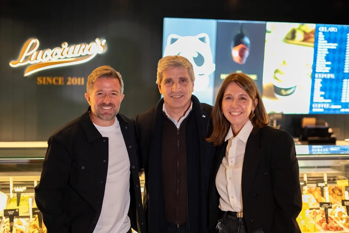 La visita de Luis Caputo a Lucciano’s y el diálogo con su dueño