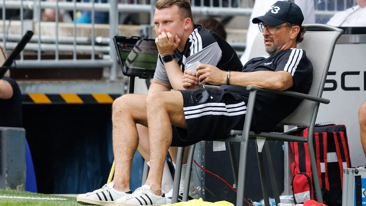 „Reicht in allen Belangen nicht“ - Kohle-Klemme! Wollitz lotet Finanz-Spielraum neu aus