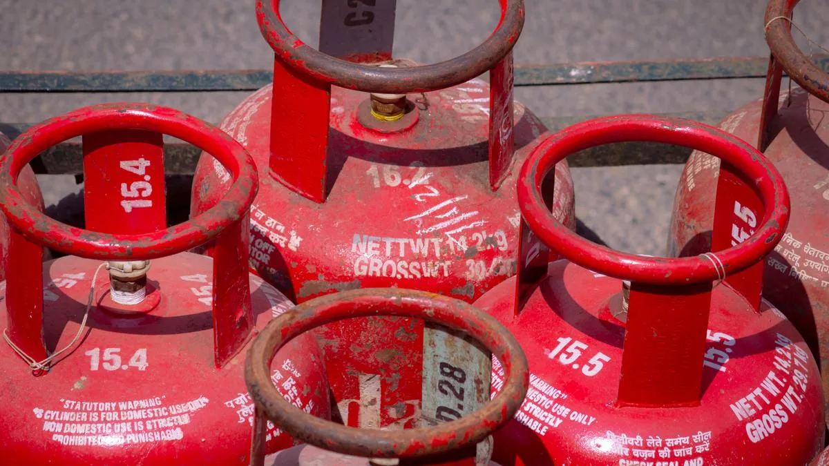 Gas cylinder blast: Mother and minor daughter dead, five seriously injured in Bengaluru
