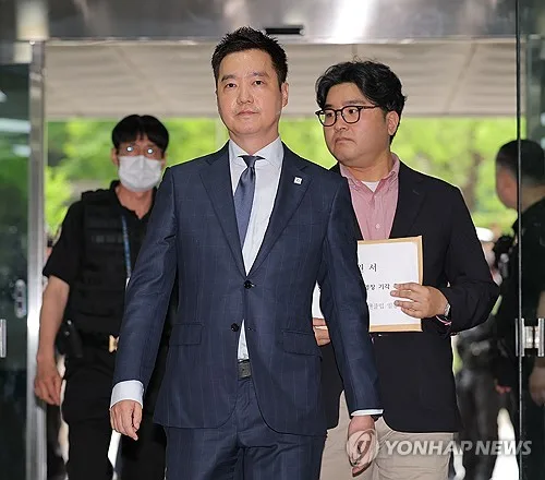 '조국 아들 명예훼손' 김세의 측, 법정서 "전부 부인"