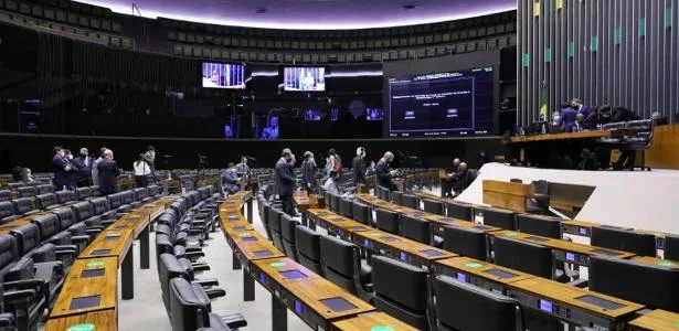 Veja lista dos candidatos a deputado federal pelo Paraná em 2026