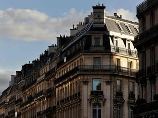 À Paris, ces immeubles n’ont ni porte d’entrée ni Digicode® : voici le secret qu’ils renferment