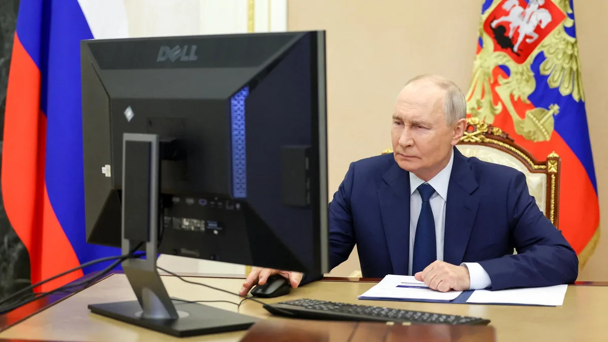 Le parti de Poutine remporte sans surprise les législatives en Russie, mais l’important n’était pas là