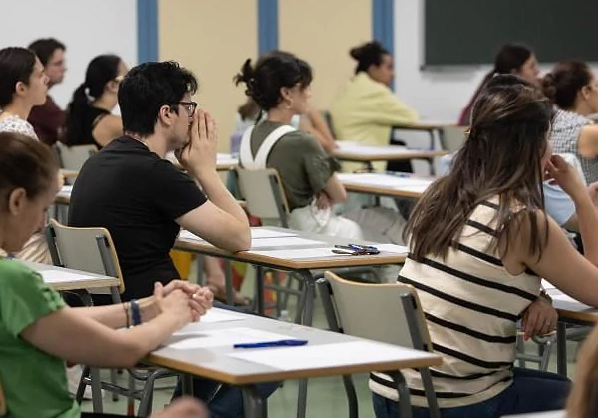 La Junta de Andalucía convoca 94 plazas de empleo público desde hoy: qué titulaciones se necesitan y cómo inscribirse
