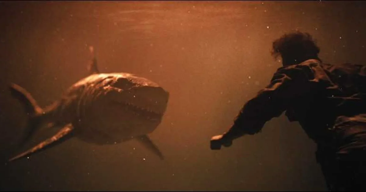 Qué ver en casa hoy: 6 grandes películas de tiburones disponibles en plataformas
