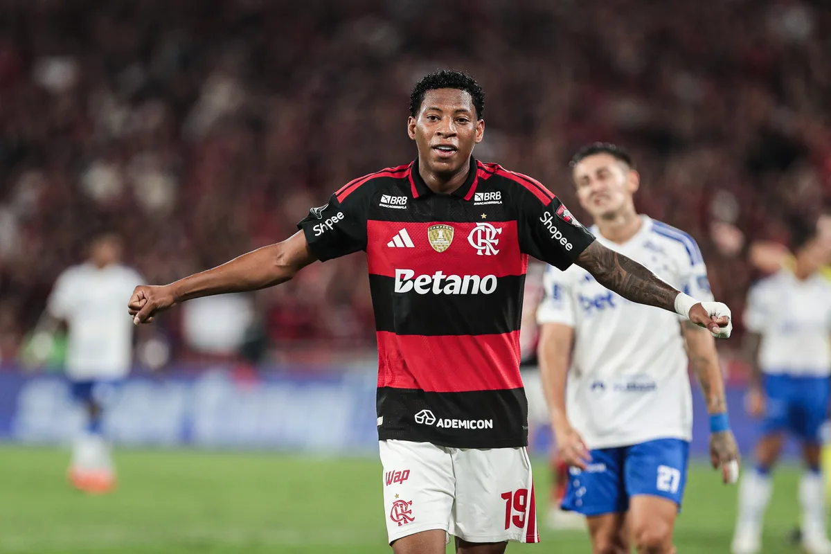 Flamengo fecha venda do atacante equatoriano Gonzalo Plata por R$ 72 milhões