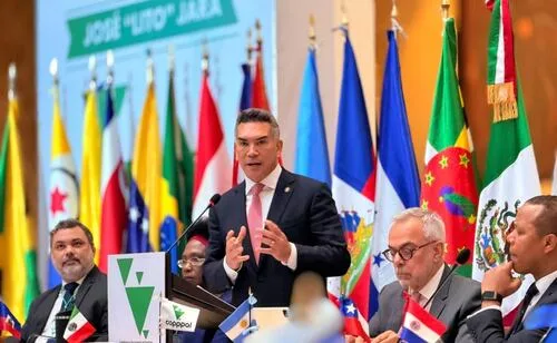 Copppal celebra su 47 aniversario; llega fuerte, unida, con agenda y presencia en la región: Alejandro Moreno
