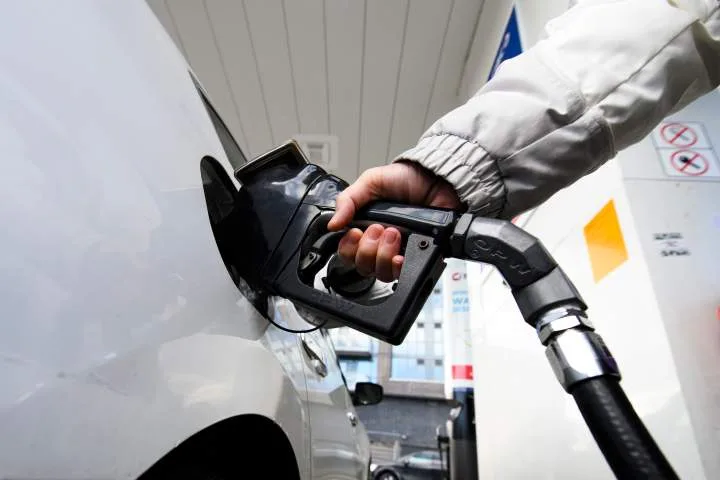 Ottawa extends the pause on federal fuel excise tax to 2027