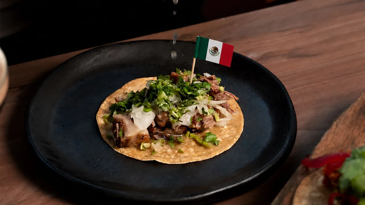 Con tacos, chiles en nogada, mariachis y margaritas: los mejores restaurantes mexicanos en Madrid para celebrar el Día del Grito