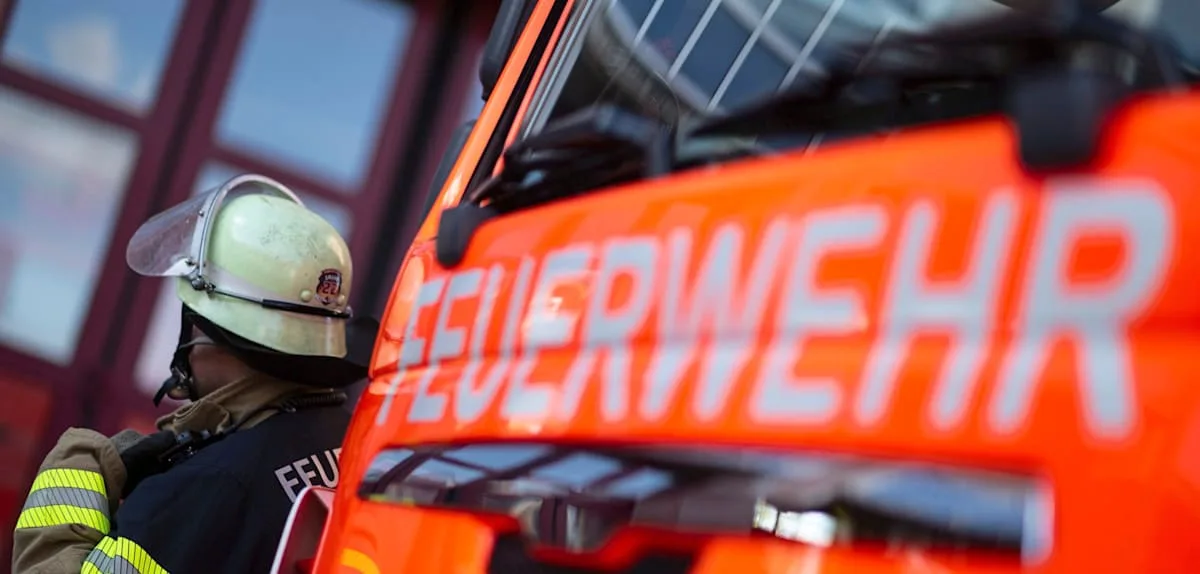 Havelberg: Großbrand in Garagenkomplex | Stendal-News