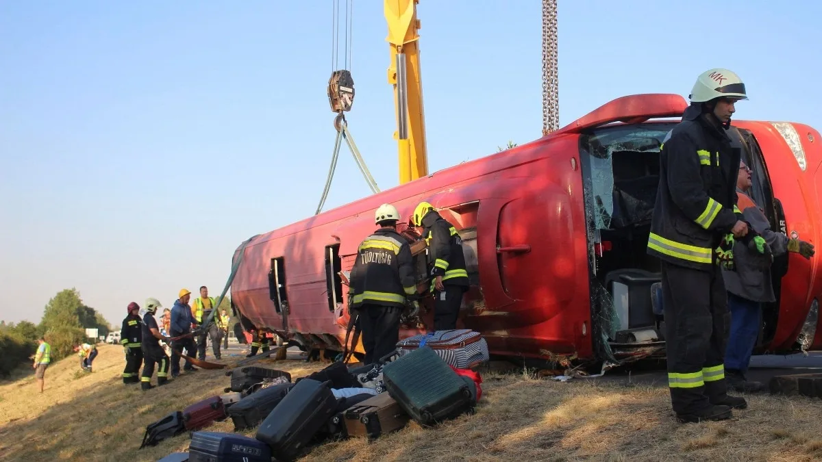 12 Polish tourists killed in Hungary bus crash; cops suspect driver dozed off