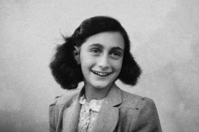 Museu do Holocauso rebate jovem que chamou relato de Anne Frank de vitimista