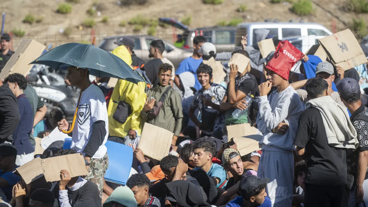 El Gobierno defiende que la situación en Ceuta sería la misma hoy de haber adoptado el mando único tras el asalto de los migrantes