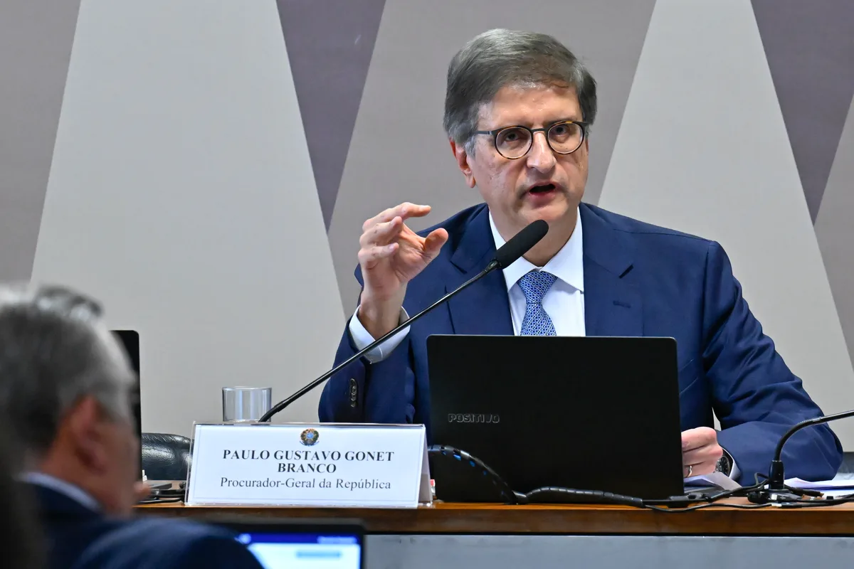 PGR decide participar de julgamento inédito contra Moraes no STF