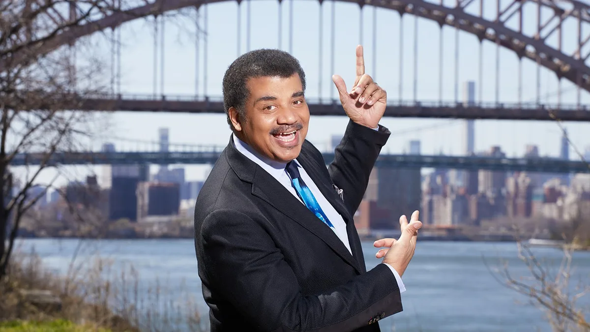 Astrofísico Neil deGrasse Tyson em Lisboa com os navegadores portugueses como ponto de partida