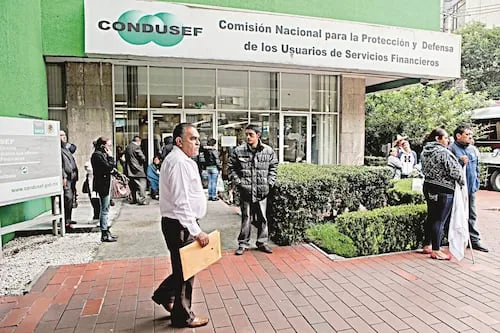 Condusef alerta por suplantación de identidad de instituciones financieras; Sofomes y casas de bolsa, entre las afectadas