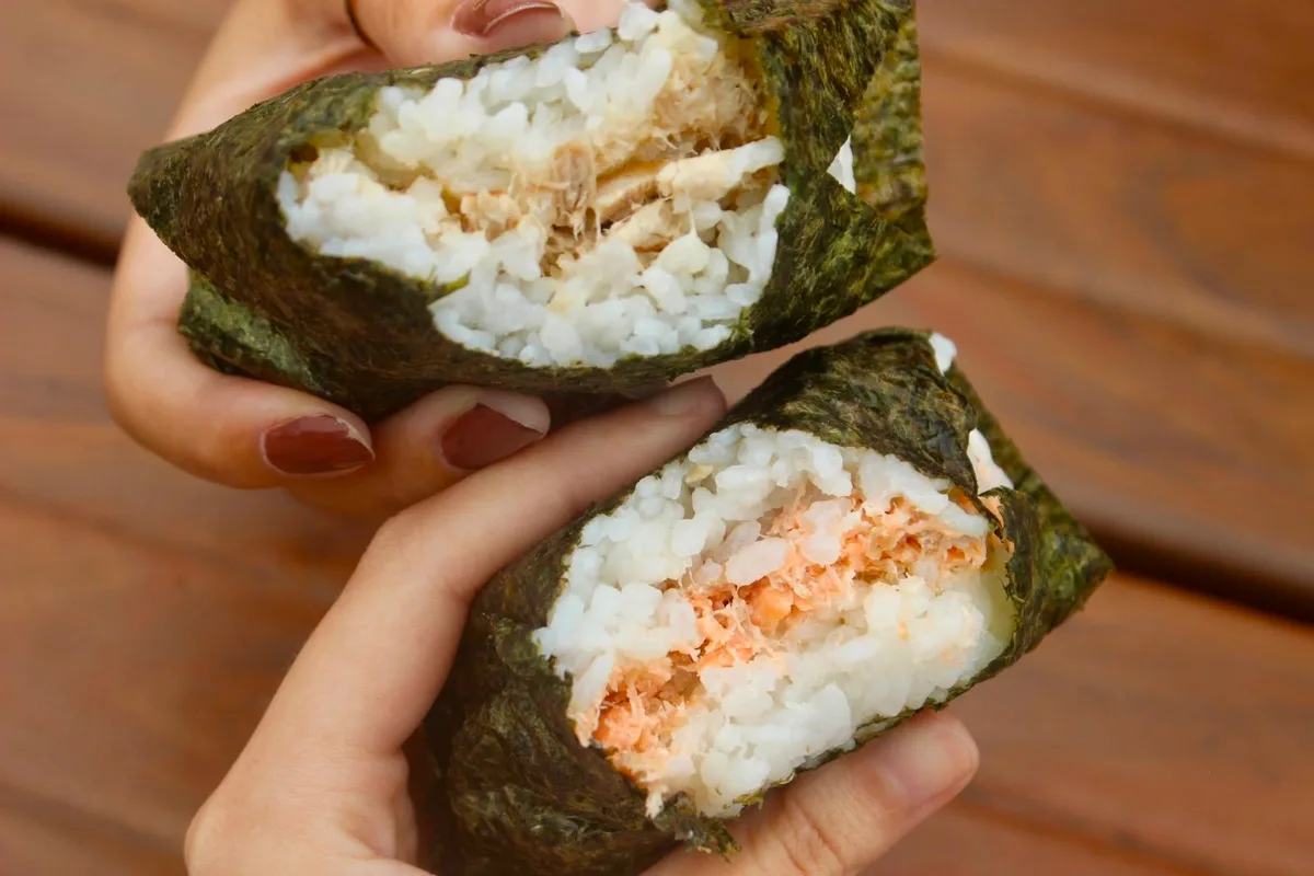 Onigiri, bolinho japonês em alta, vira negócio para cozinheiros do interior de SP: 'Como se fosse nossa coxinha'