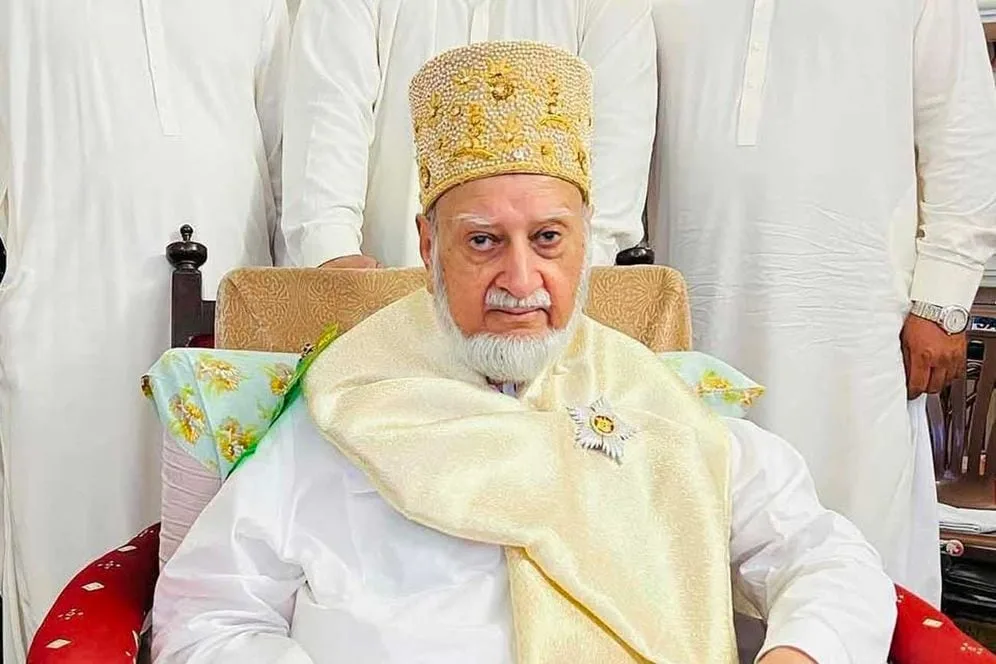 Muere a los 93 años Mir George Ali Murad Khan II, el rey que sobrevivió a un disparo de su padre y a la desaparición de su reino