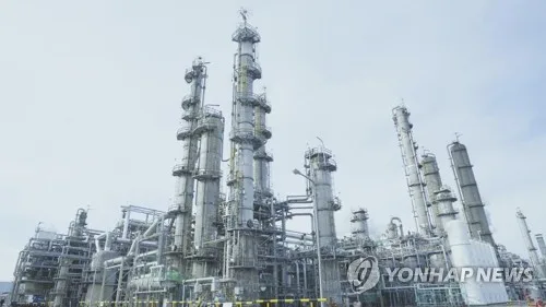 석화 재편 '대산 1호' 결합 조건부 승인…제품가격 인상 제한