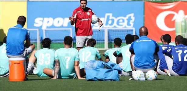 Abel blinda Palmeiras em 'má fase' antes de decisão na Libertadores