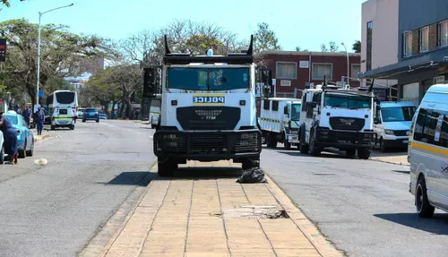 IFP split over Ntuli’s call for SANDF deployment in Durban