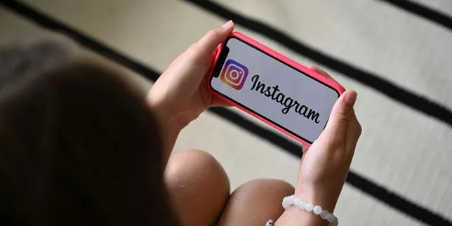 Interdiction des réseaux sociaux aux moins de 15 ans : le gouvernement soumet une nouvelle version à Bruxelles