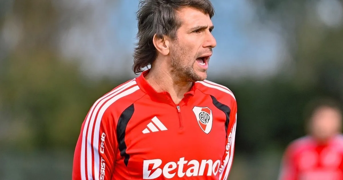 River, a Banfield con un objetivo en el debut de Ponzio