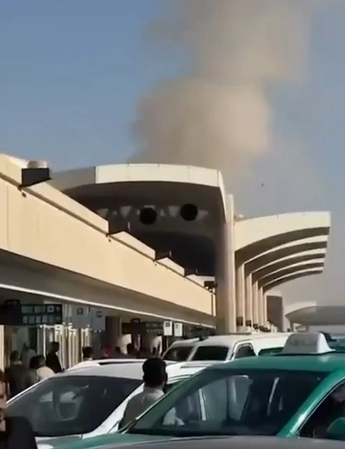 Ataque Houthi ao Aeroporto de Riade. Arábia Saudita desencadeia resposta miliar