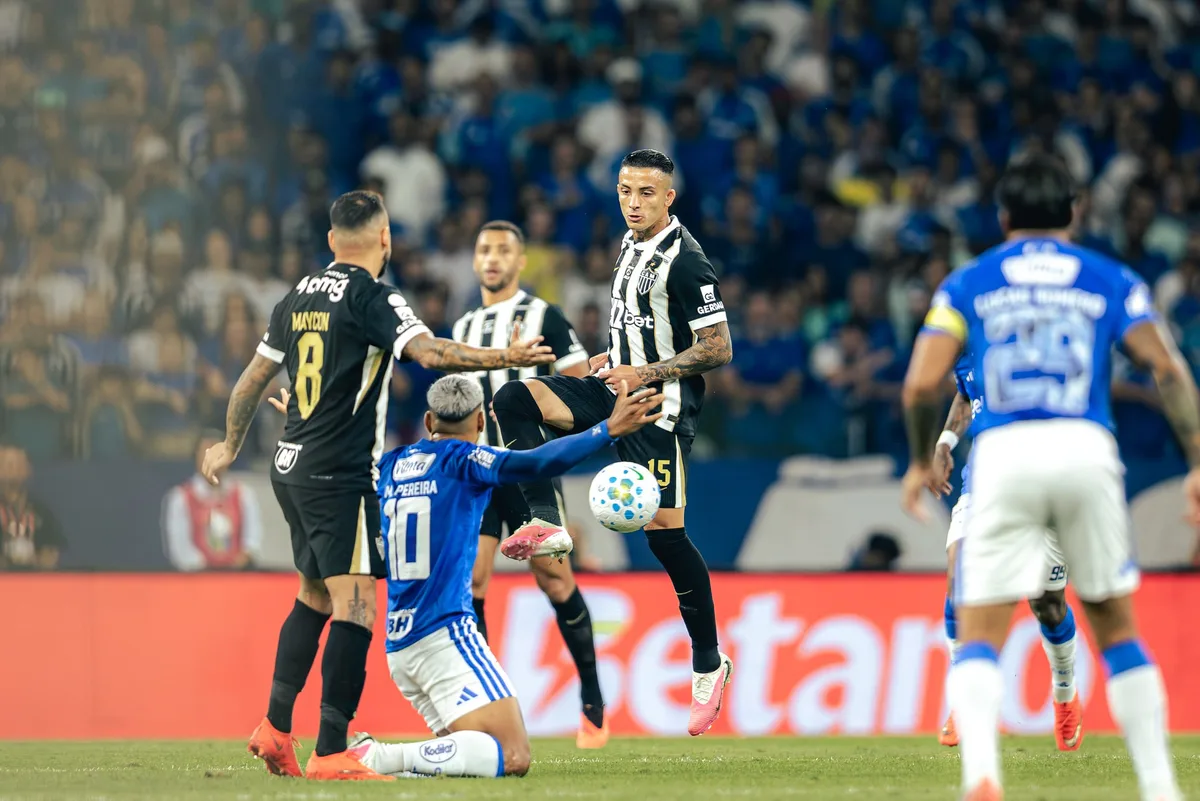 Análise: Atlético-MG é valente ao estilo "barbabol" e joga pressão sobre rival na Copa do Brasil
