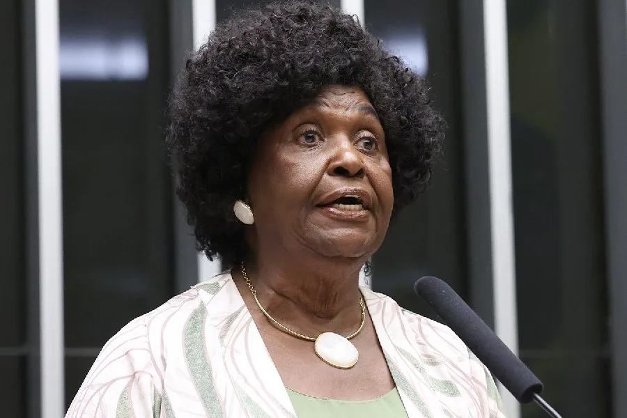 Pesquisa Datafolha: Benedita lidera ao Senado no Rio, com 15%, seguida por 6 empatados