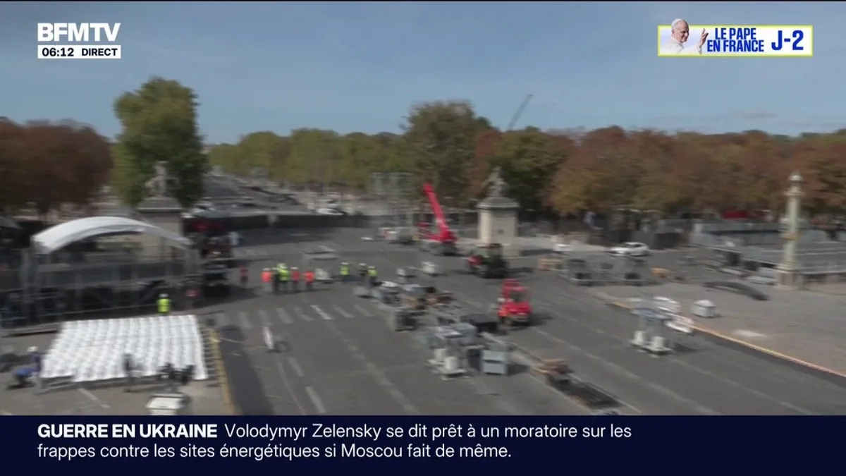 La place de la Concorde se transforme pour accueillir le pape et ses 600.000 fidèles ce samedi