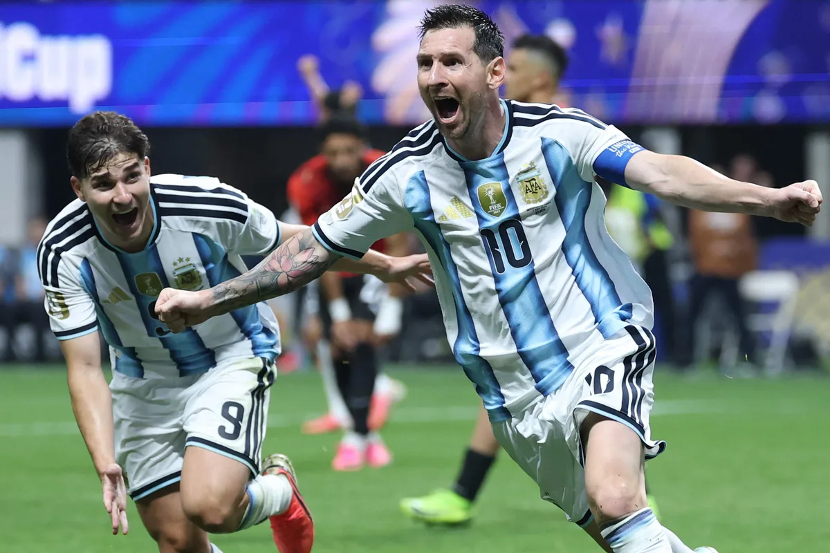 Por qué la “campaña anti-argentina” inundó las redes pero no llegó a la IA