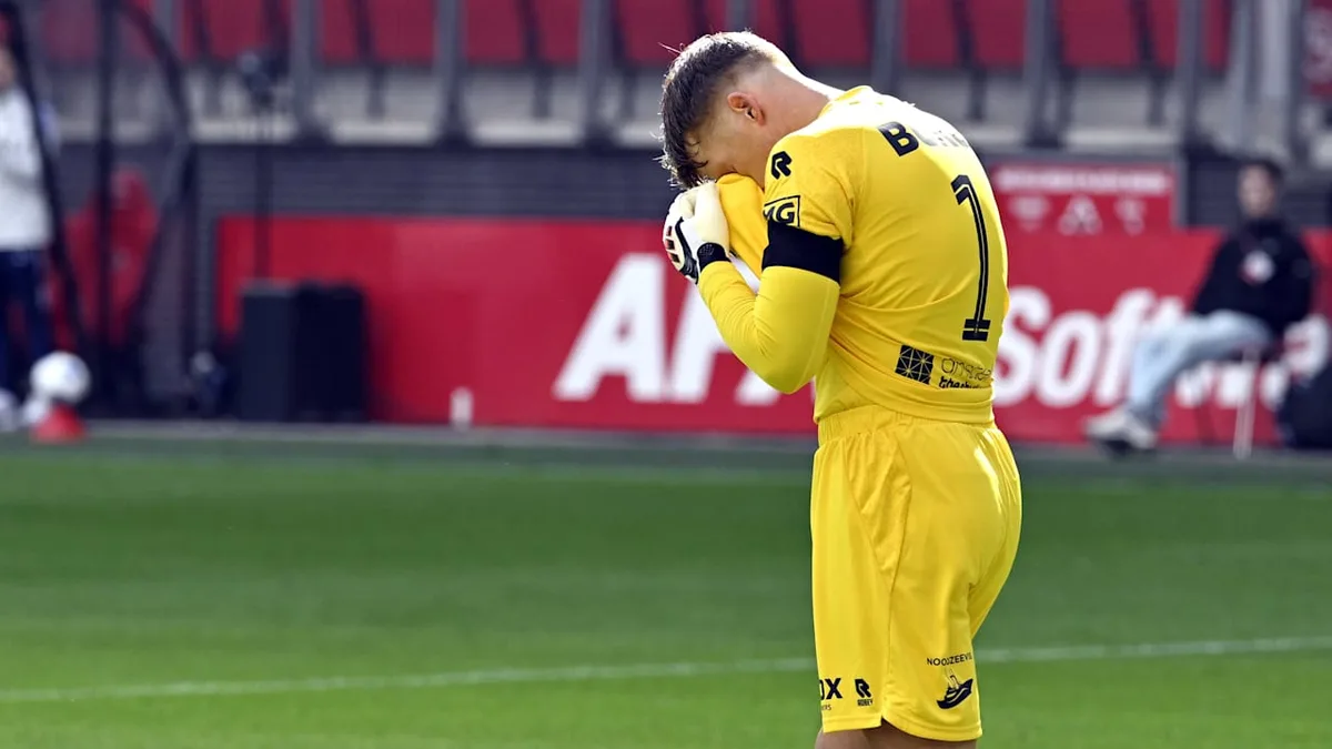 Emotionale Fan-Choreo - Sohn von Holland-Legende weint um tote Mutter