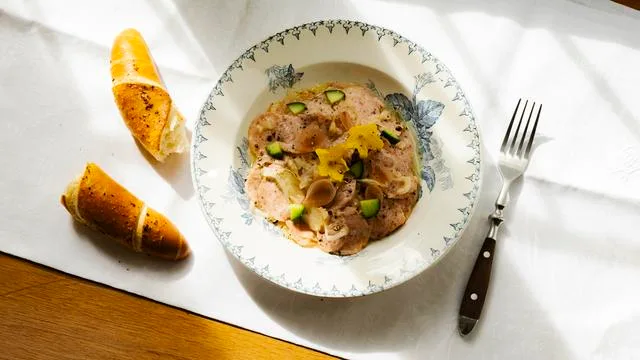 Regensburger Wurstsalat: An Guadn!