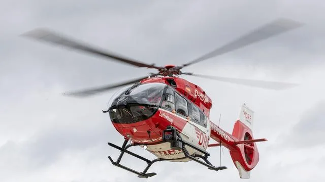 Hubschraubereinsatz: Motorradfahrer wird schwer verletzt