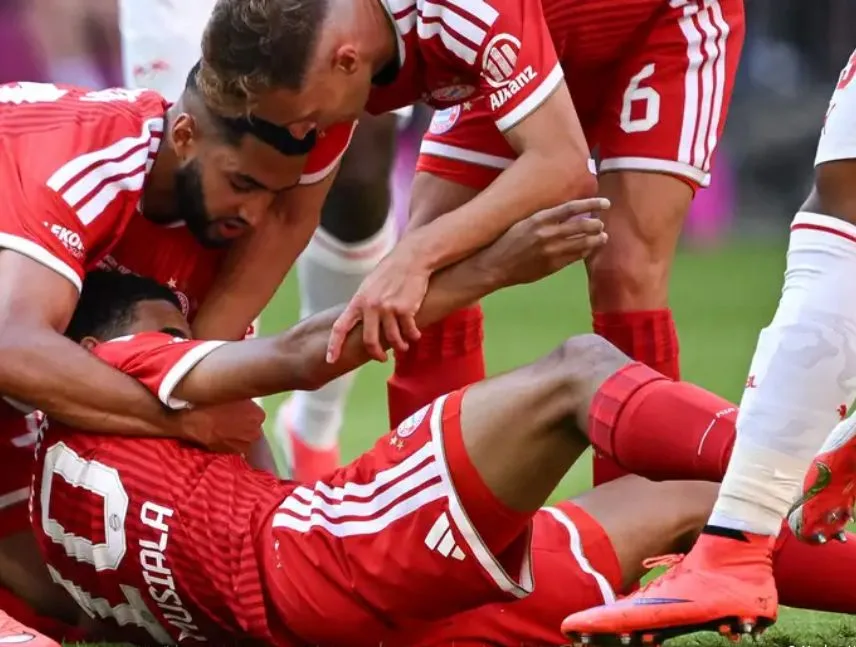 Jamal Musiala vuelve a desmayarse en un amistoso del Bayern