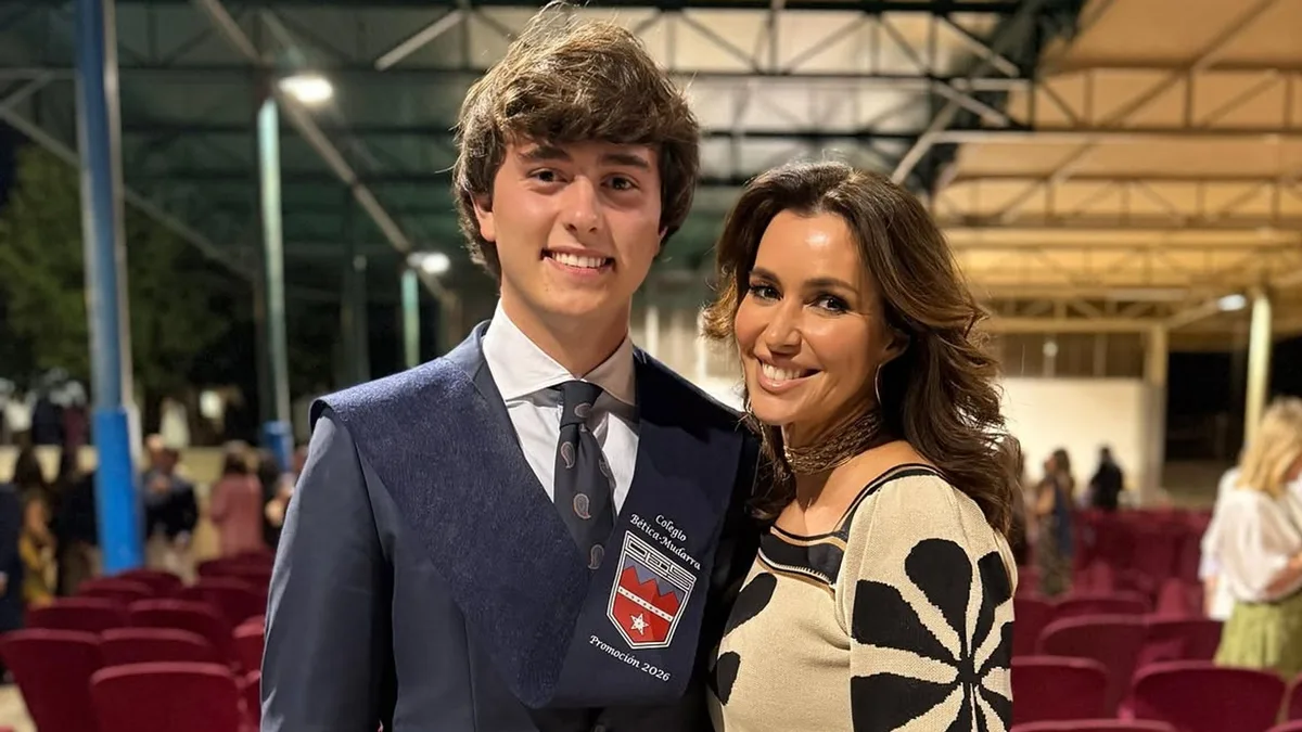 Así es Juan, el hijo más desconocido de Arantxa del Sol y Finito de Córdoba, que cumple 18 años: noble, cariñoso y muy parecido a su padre