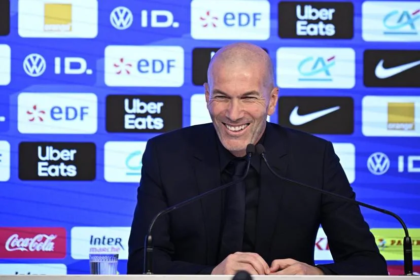 « J'aime beaucoup Mbappé à gauche » : les mots de Zinédine Zidane après avoir dévoilé sa première liste en tant que sélectionneur des Bleus